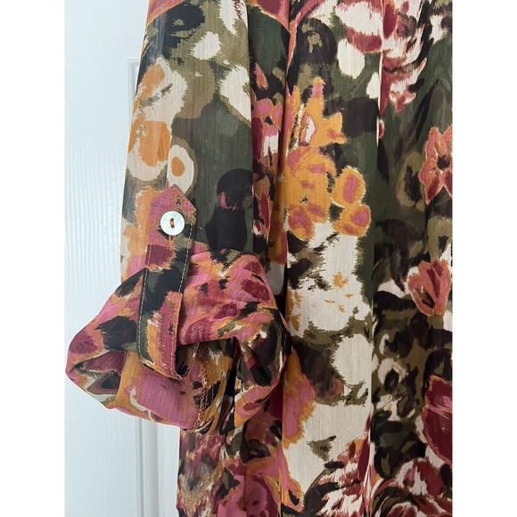 Fig And Flower Blouse Button Down Shirt Shear Roll Tab Sleeve Size 1x NWT - Picture 6 of 13